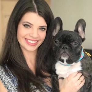 Meet your Posher, Bruna